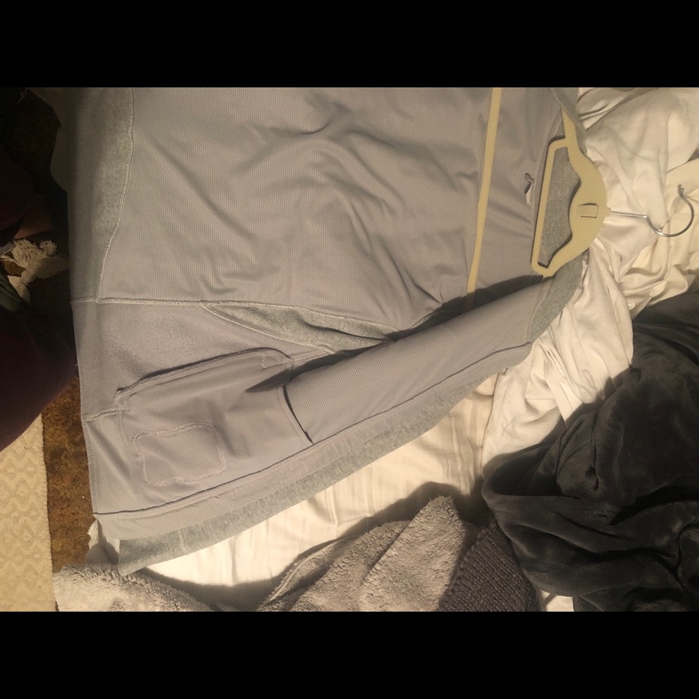 Lululemon Jacket - Picture 4 of 8